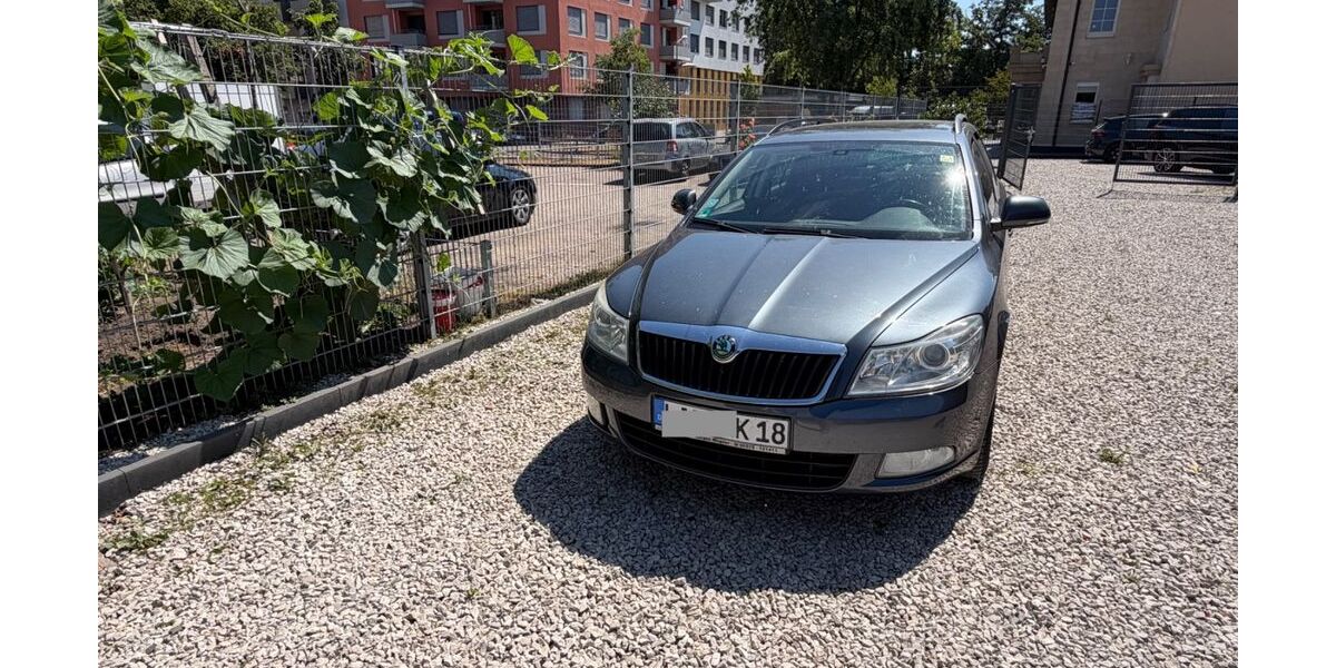 Skoda Octavia 208.000 km 2.199 &euro; Nürnberg 90431