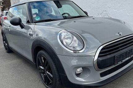 Mini ONE 96.500 km 10.100 &euro; Nürnberg 90425