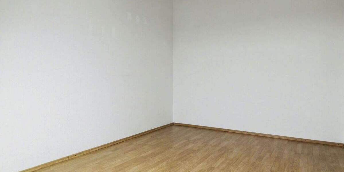 Etagenwohnung Nürnberg Schweinau - 2 Zimmer, 62 m&sup2;, 205.000&euro; | Angebot:25898195