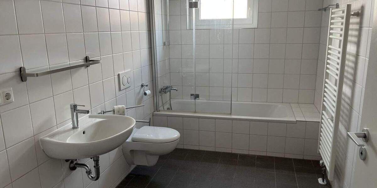 Etagenwohnung Fürth Südstadt - 2 Zimmer, 73 m&sup2;, 925&euro; | Angebot:25666568