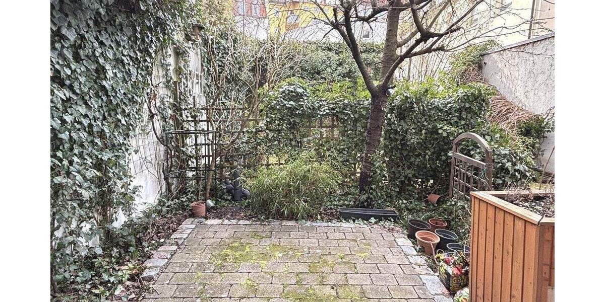 Etagenwohnung Nürnberg Bleiweiß - 2 Zimmer, 61 m&sup2;, 269.000&euro; | Angebot:25674301
