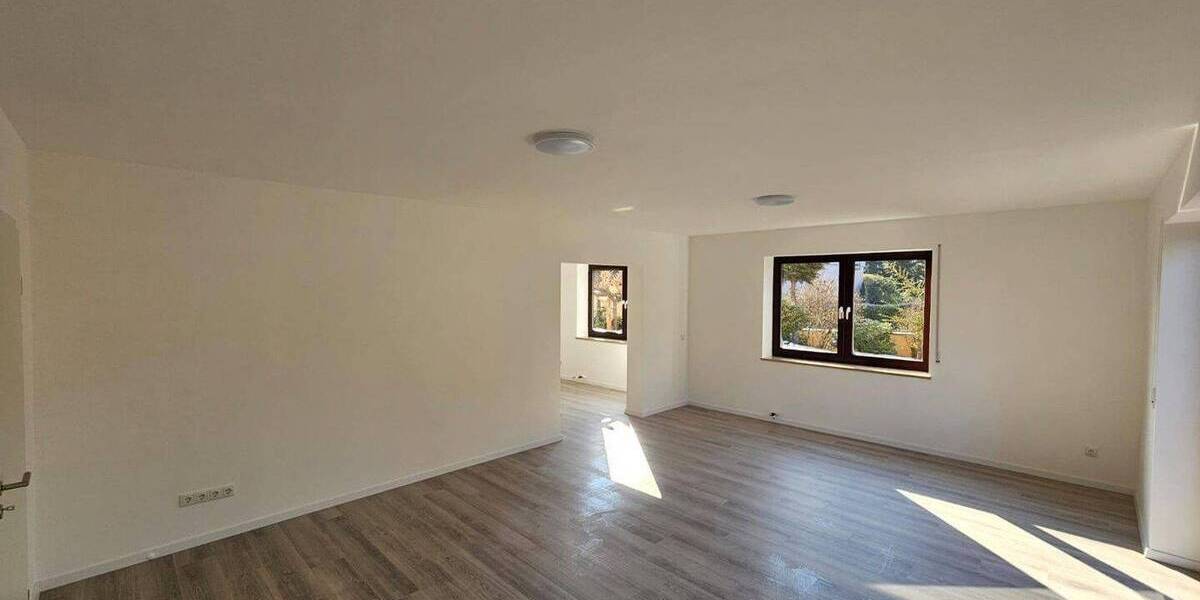 Einfamilienhaus Pyrbaum - 6 Zimmer, 129 m&sup2;, 584.000&euro; | Angebot:26016212