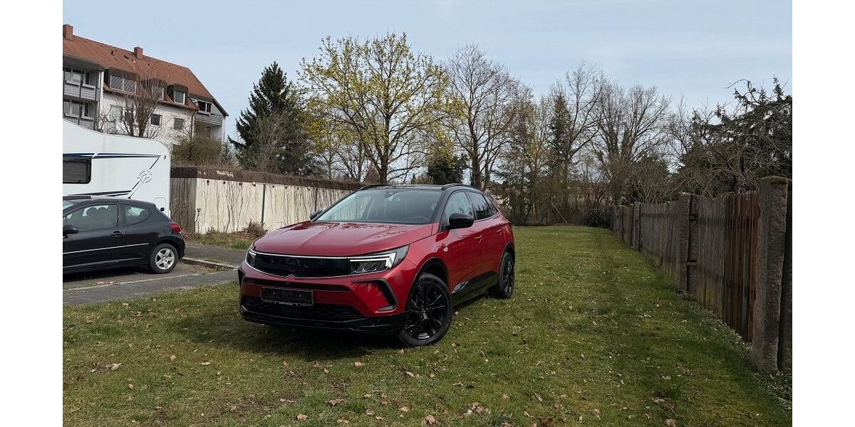 Opel Grandland (X) 166.000 km 14.898 &euro; nürnberg 90431