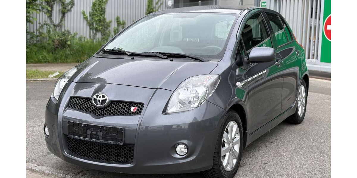 Toyota Yaris 145.000 km 4.490 &euro; Fürth 90763