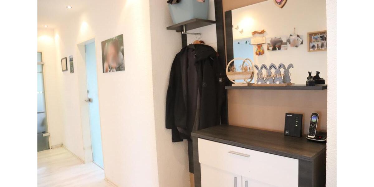 Dachgeschoßwohnung Roth - 3.5 Zimmer, 82 m&sup2;, 199.000&euro; | Angebot:25162874