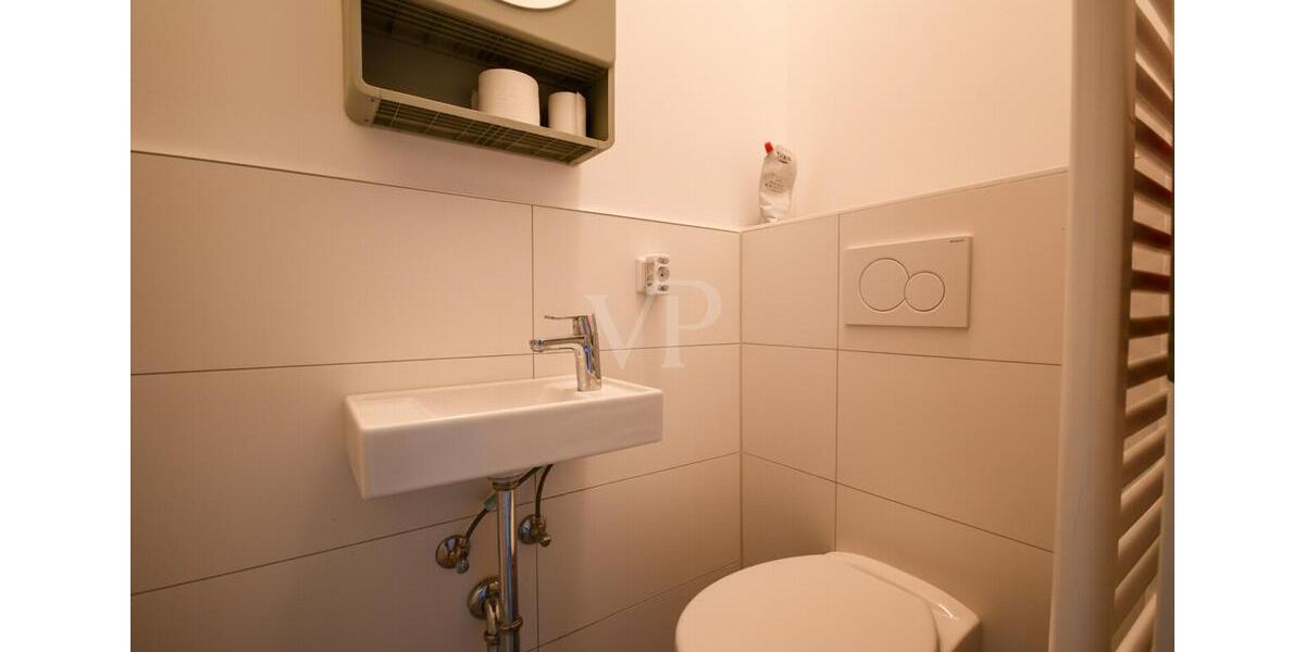 Etagenwohnung Fürth Südstadt - 6 Zimmer, 143 m&sup2;, 2.500&euro; | Angebot:26137228