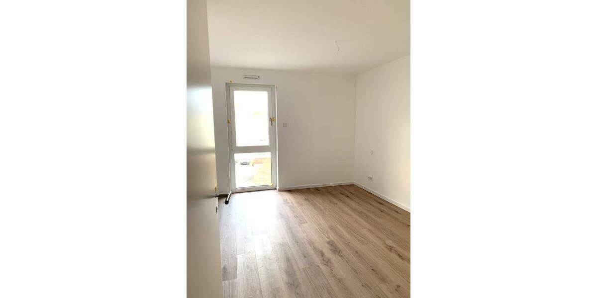 Etagenwohnung Nürnberg Schweinau - 2 Zimmer, 63 m&sup2;, 1.308&euro; | Angebot:25683955