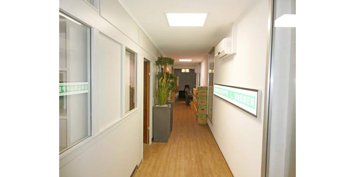 Gewerbeobjekt Nürnberg Lorenz - 8 Zimmer, 182 m&sup2;, 2.002&euro; | Angebot:25775667