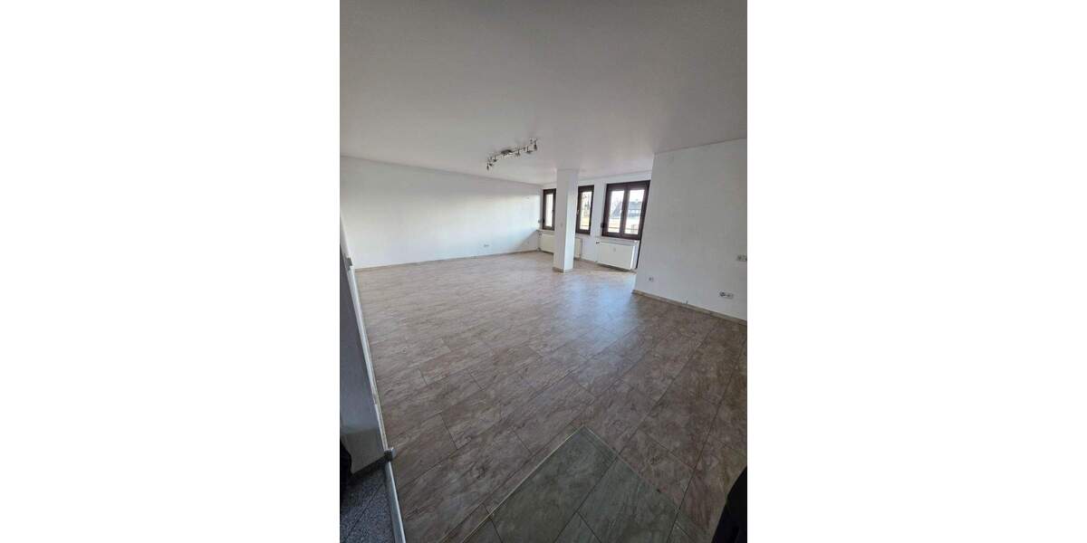 Etagenwohnung Feucht - 3 Zimmer, 100 m&sup2;, 349.000&euro; | Angebot:25984634