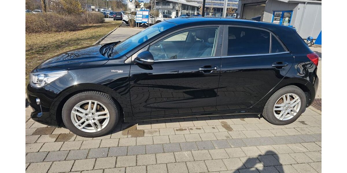 Kia Rio 22.600 km 16.000 &euro; Roth 91154