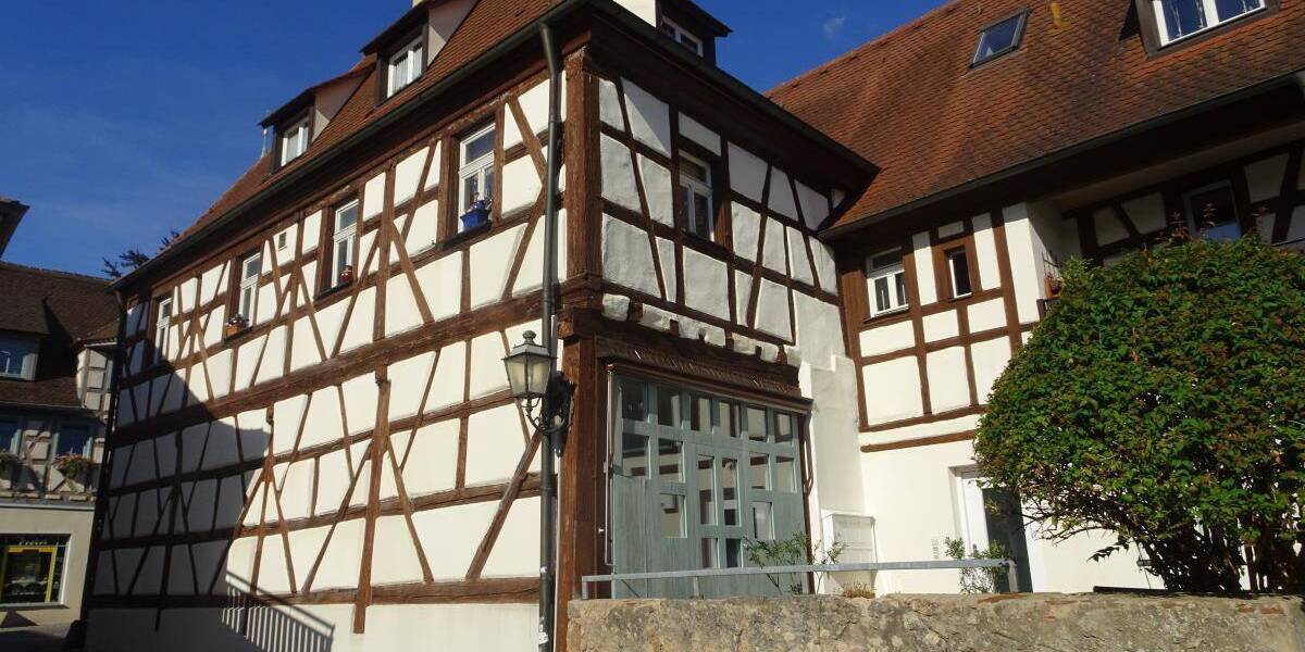 Gewerbeobjekt Herzogenaurach - 6 Zimmer, 450.000&euro; | Angebot:25697889