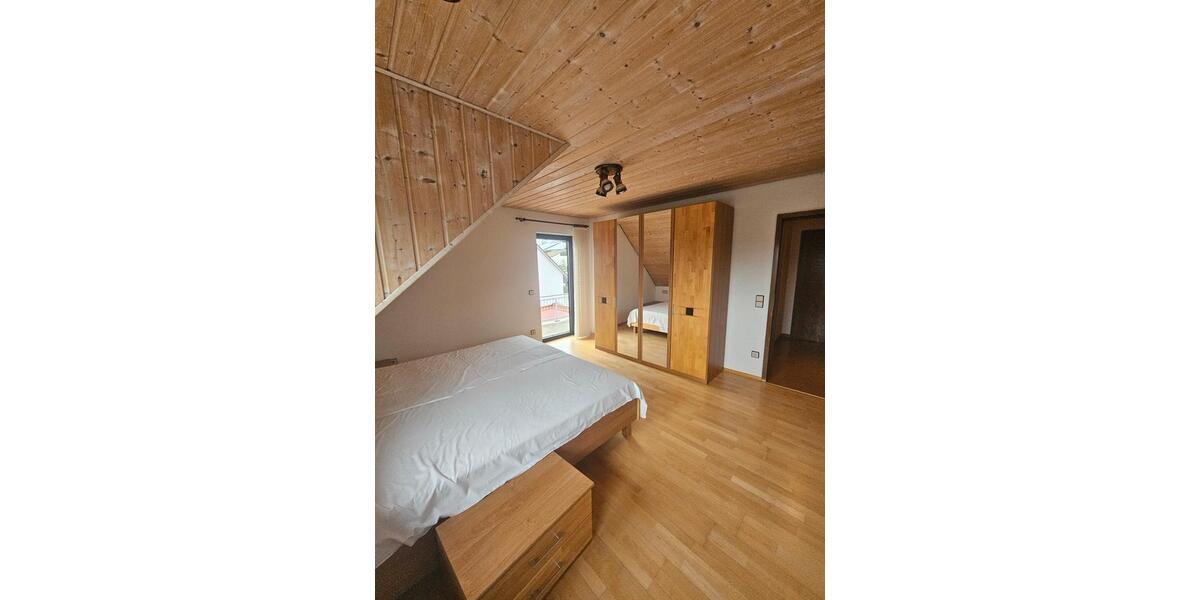 Einfamilienhaus Abenberg - 6 Zimmer, 160 m&sup2;, 2.060&euro; | Angebot:26614468