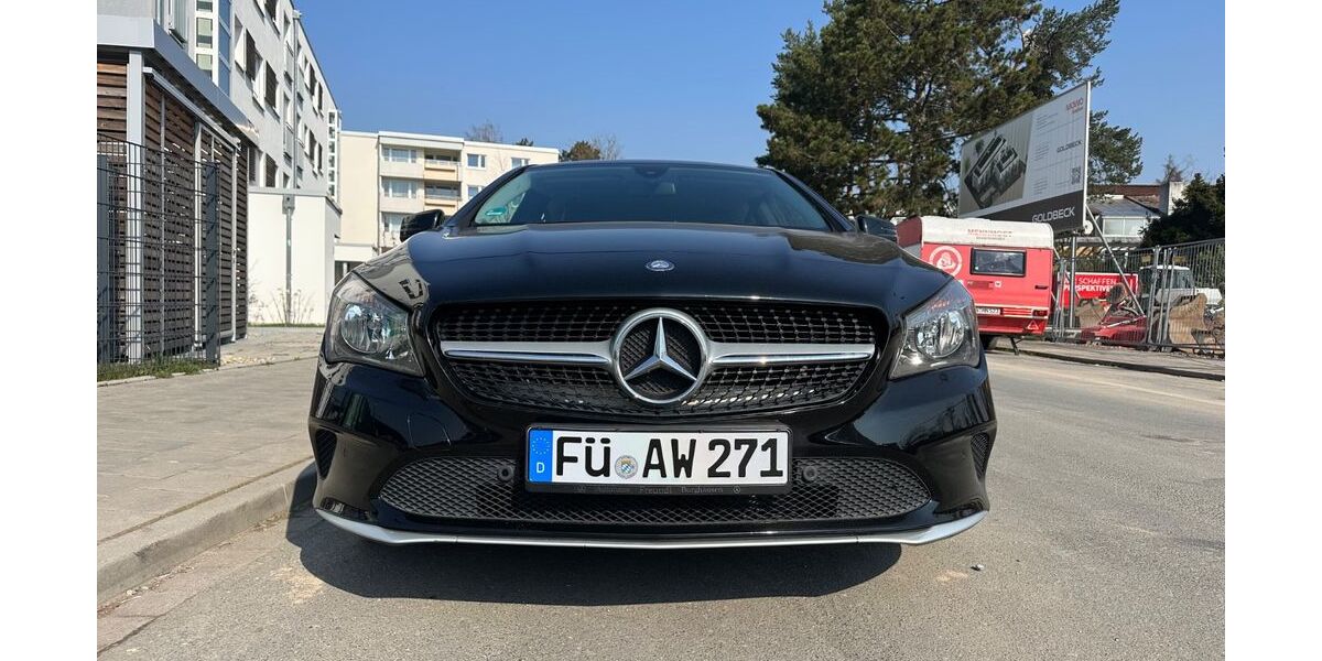 Mercedes-Benz CLA 180 Shooting Brake 155.000 km 11.700 &euro; Fürth 90765