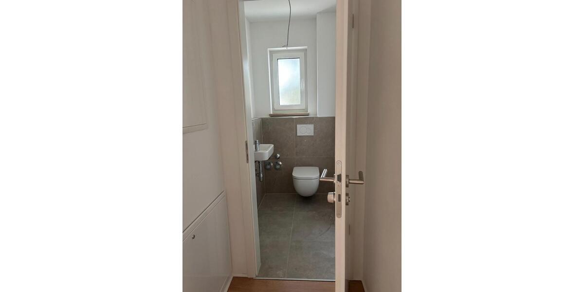 Etagenwohnung Fürth Atzenhof - 3 Zimmer, 98 m&sup2;, 1.552&euro; | Angebot:26337871