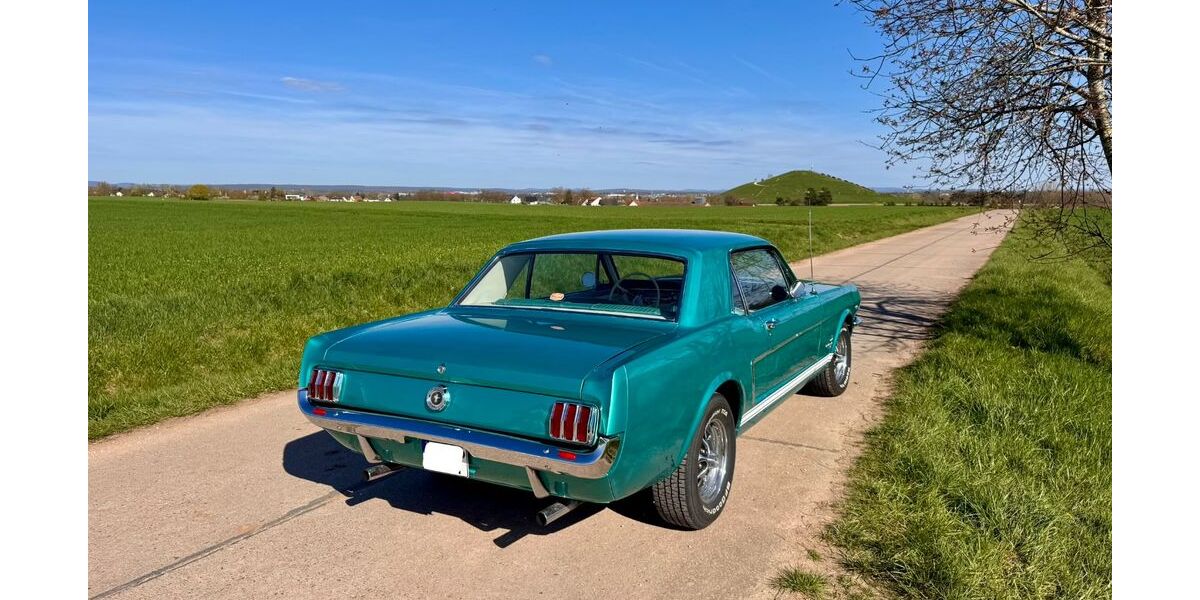 Ford Mustang 70.000 km 27.900 &euro; Fürth 90768