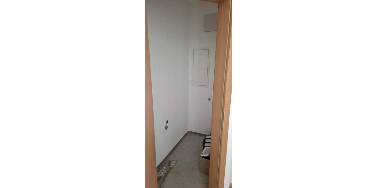 Etagenwohnung Bubenreuth - 3 Zimmer, 73 m&sup2;, 990&euro; | Angebot:25984370