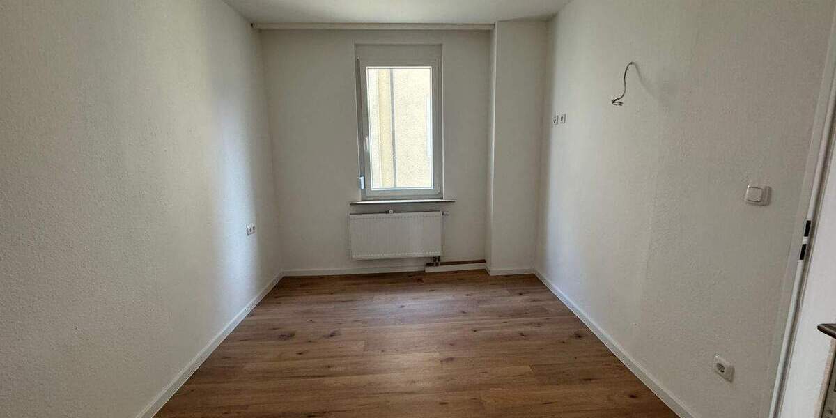 Etagenwohnung Nürnberg Glockenhof - 2 Zimmer, 39 m&sup2;, 585&euro; | Angebot:25668720