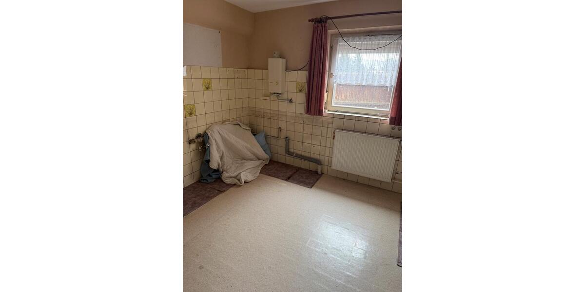 Bauernhaus, Landhaus Nürnberg Gibitzenhof - 8 Zimmer, 250 m&sup2;, 2.500&euro; | Angebot:25767124