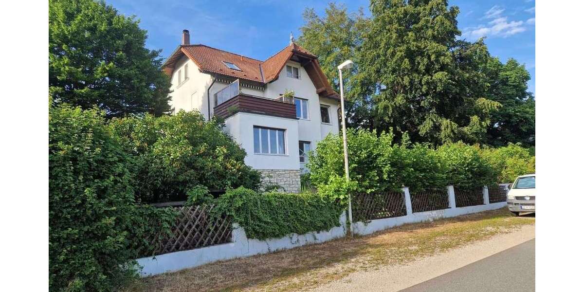 Etagenwohnung Erlangen Buckenhofer Siedlung - 4 Zimmer, 100 m&sup2;, 600.000&euro; | Angebot:26990737