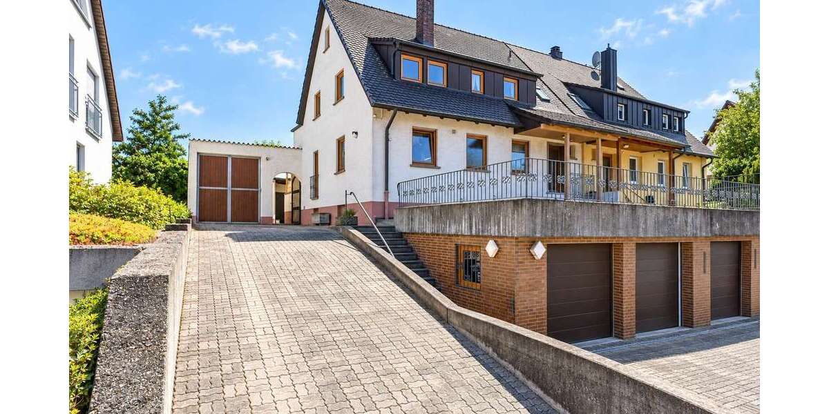 Einfamilienhaus Cadolzburg - 7 Zimmer, 195 m&sup2;, 470.000&euro; | Angebot:27179319