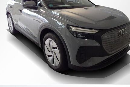 Audi Q4 e-tron 32.339 km 23.980 &euro; Fürth 90763