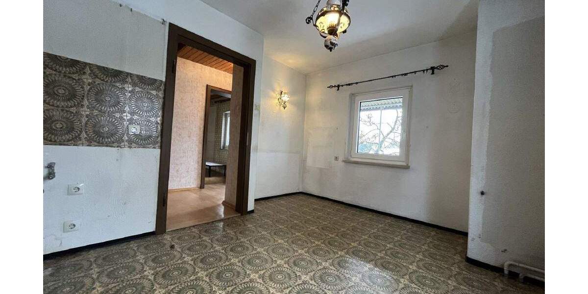 Einfamilienhaus Burgthann - 7 Zimmer, 143 m&sup2;, 319.000&euro; | Angebot:25667536