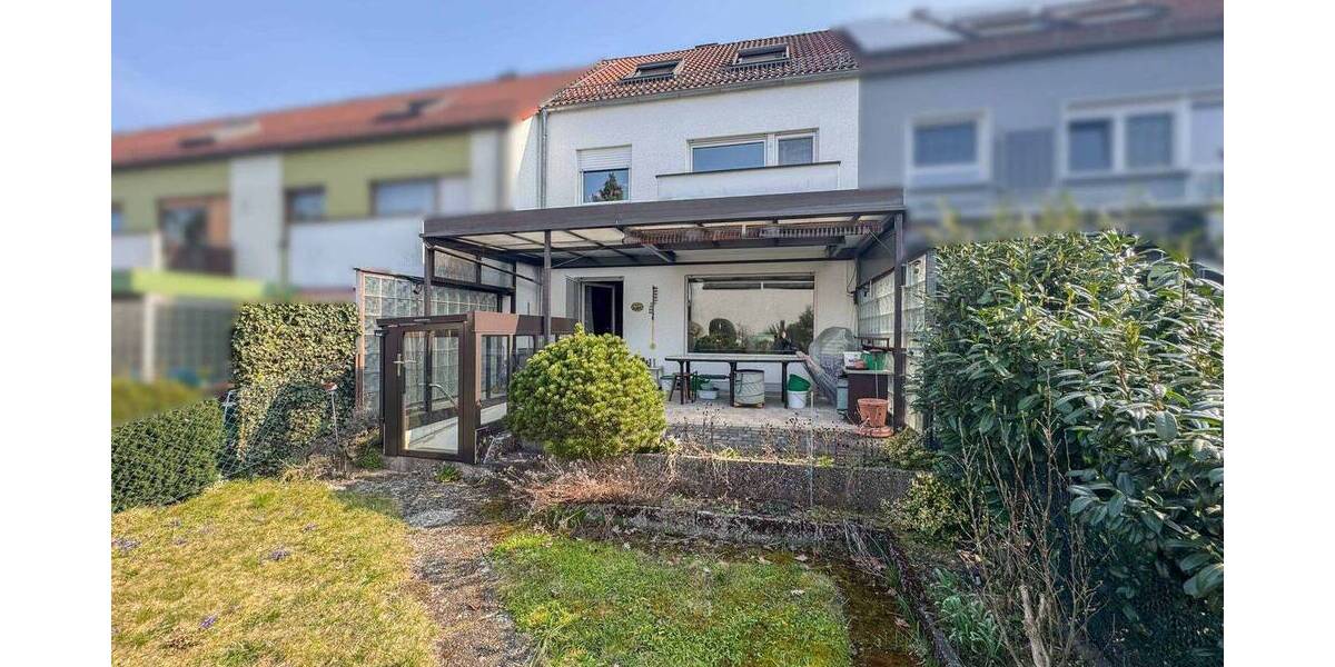Reihenmittelhaus Nürnberg Laufamholz - 6 Zimmer, 140 m&sup2;, 535.000&euro; | Angebot:26800327
