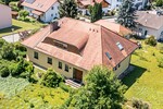 Charmantes Zweifamilienhaus mit drei Garagen und großem Garten - Zweifamilienhaus Kötzting | Angebot:24605834