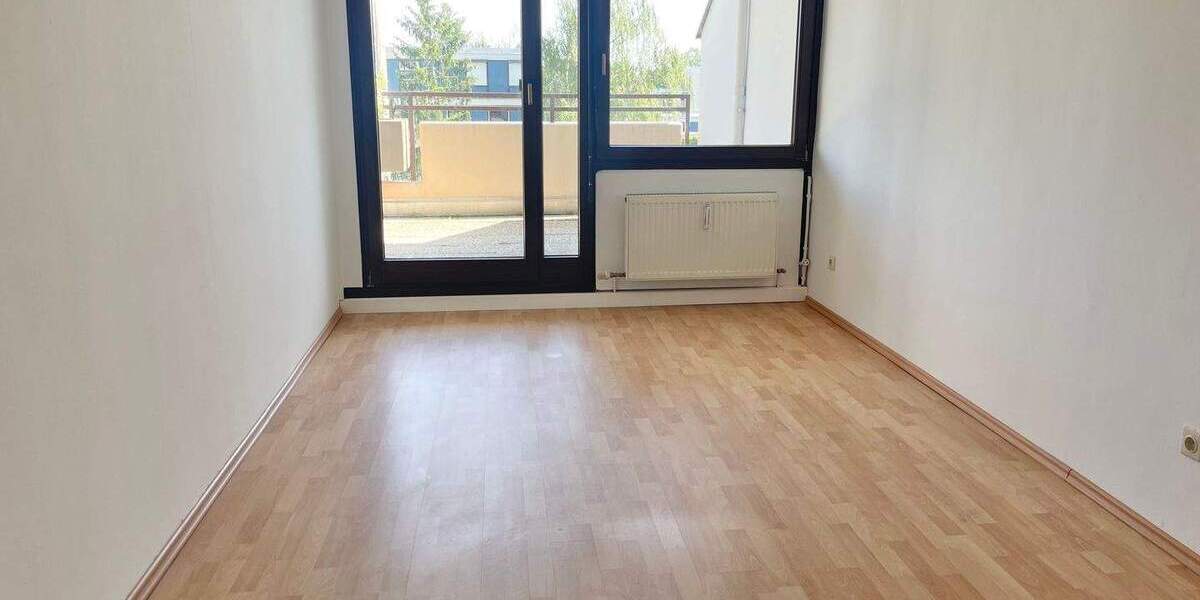 Etagenwohnung Nürnberg Langwasser - 3 Zimmer, 95 m&sup2;, 1.080&euro; | Angebot:25668717