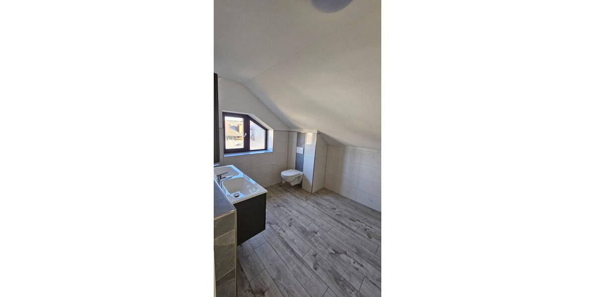 Einfamilienhaus Pyrbaum - 6 Zimmer, 129 m&sup2;, 584.000&euro; | Angebot:26016212