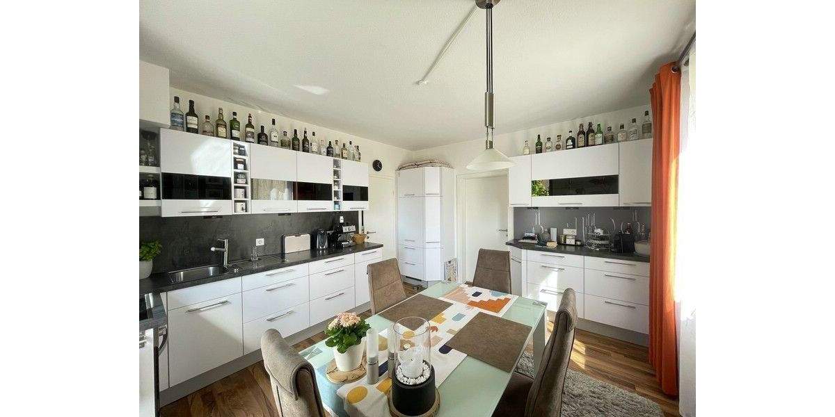 Etagenwohnung Nürnberg Glockenhof - 3 Zimmer, 127 m&sup2;, 448.000&euro; | Angebot:25699361