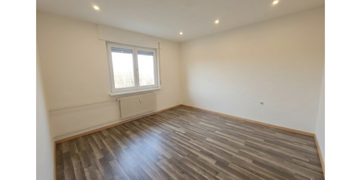 Etagenwohnung Oberasbach - 5 Zimmer, 96 m&sup2;, 832&euro; | Angebot:25812661