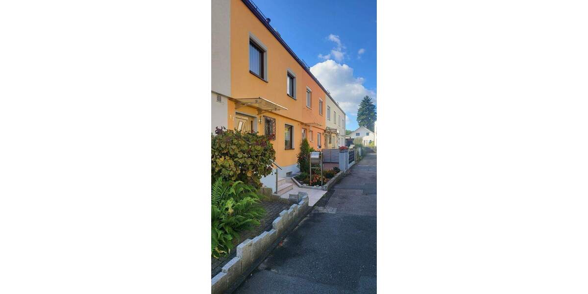 Reihenmittelhaus Fürth Oberfürberg - 5 Zimmer, 130 m&sup2;, 430.000&euro; | Angebot:25996189