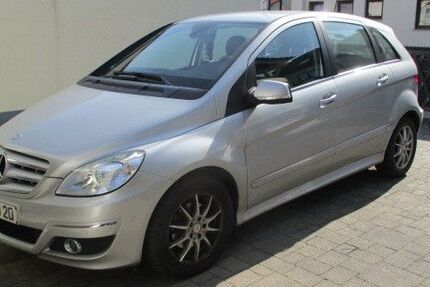 Mercedes-Benz B 200 92.893 km 6.950 &euro; Erlangen 91056