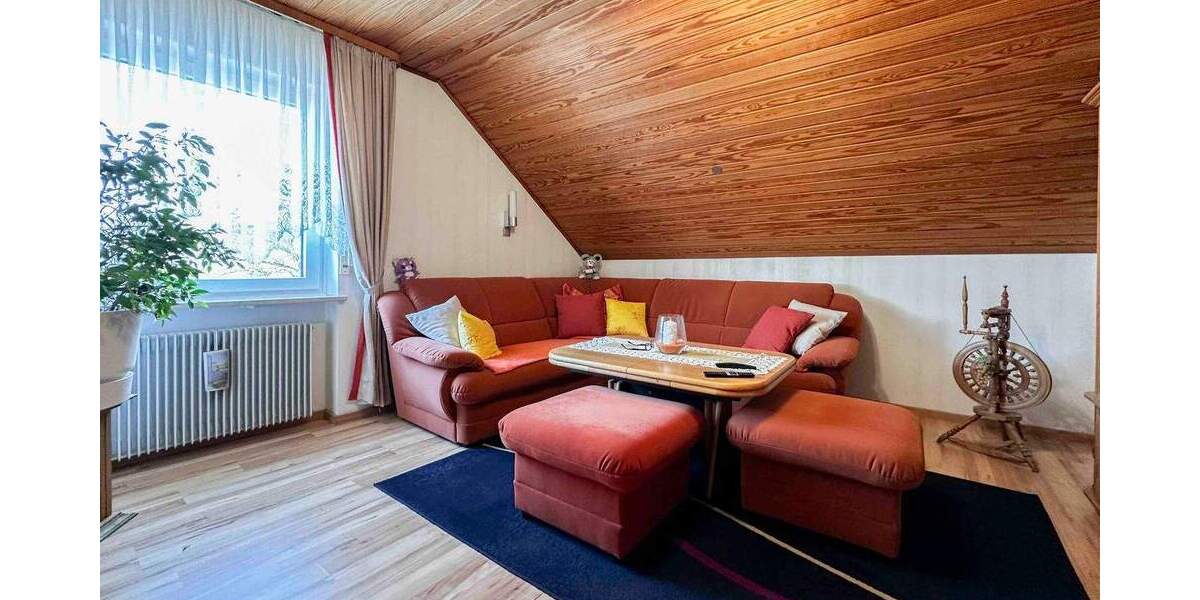 Doppelhaushälfte Nürnberg Schweinau - 8 Zimmer, 179 m&sup2;, 589.000&euro; | Angebot:25718326