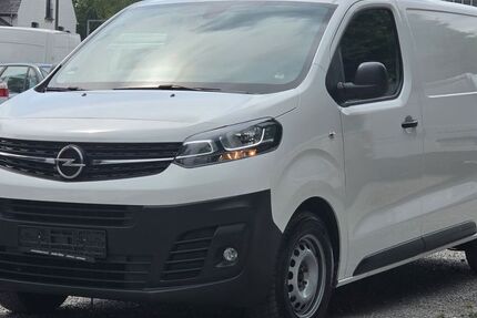 Opel Vivaro 134.000 km 13.990 &euro; Oberasbach 90522