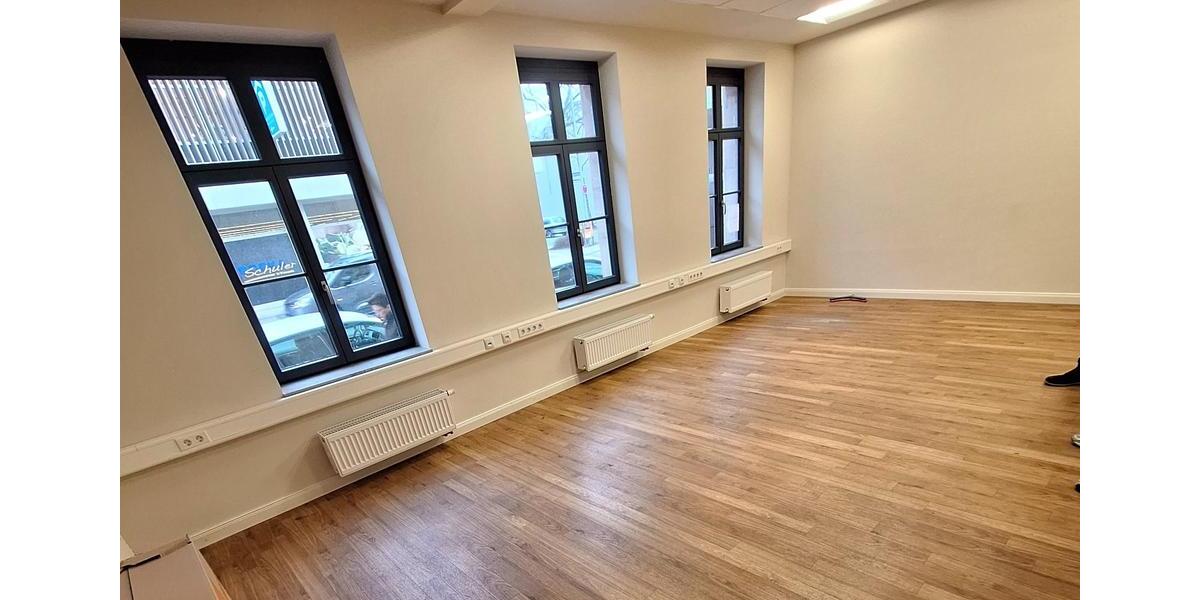 Gewerbeobjekt Fürth Eigenes Heim - 2.800&euro; | Angebot:24763716