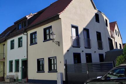 Haus Neustadt an der Aisch - 4 Zimmer, 152 m&sup2;, 1.400&euro; | Angebot:27614471