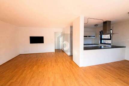 Wohnung Fürth Atzenhof - 3 Zimmer, 93 m&sup2;, 1.600&euro; | Angebot:26497213