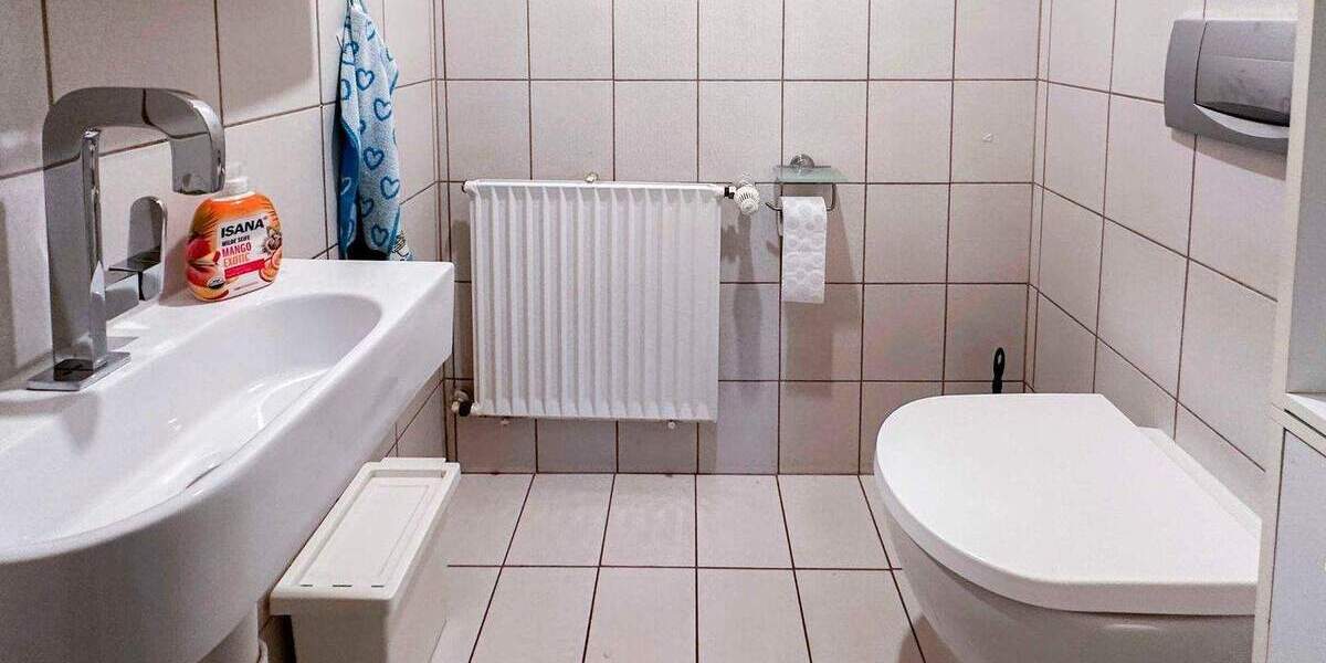 Einfamilienhaus Wilhermsdorf - 6 Zimmer, 220 m&sup2;, 235.000&euro; | Angebot:25846151