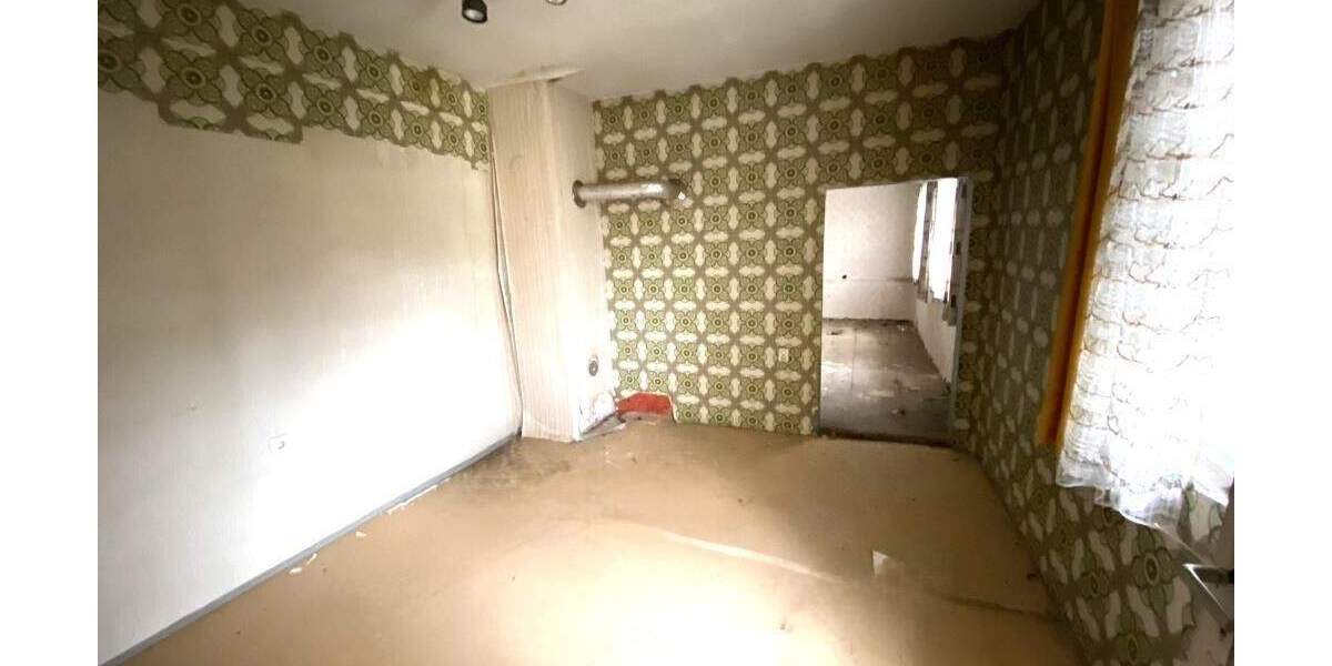 Einfamilienhaus Lauf Schönberg - 8 Zimmer, 400 m&sup2;, 690.000&euro; | Angebot:25865831