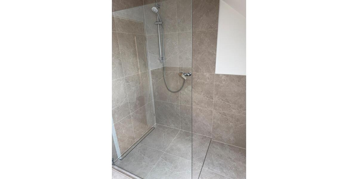 Dachgeschoßwohnung Veitsbronn - 3.5 Zimmer, 91 m&sup2;, 1.250&euro; | Angebot:26614884
