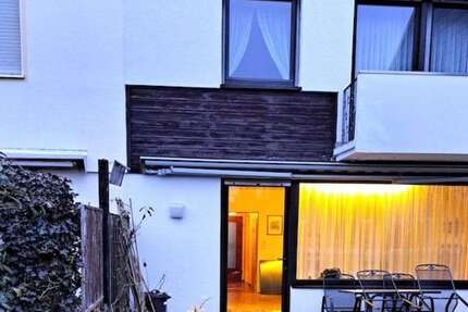 Haus Nürnberg Katzwang - 5 Zimmer, 146 m&sup2;, 470.000&euro; | Angebot:25205151