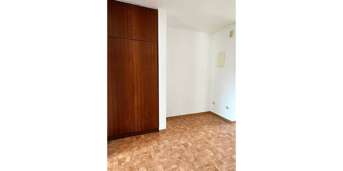 Etagenwohnung Nürnberg Laufamholz - 3 Zimmer, 87 m&sup2;, 310.000&euro; | Angebot:25911945