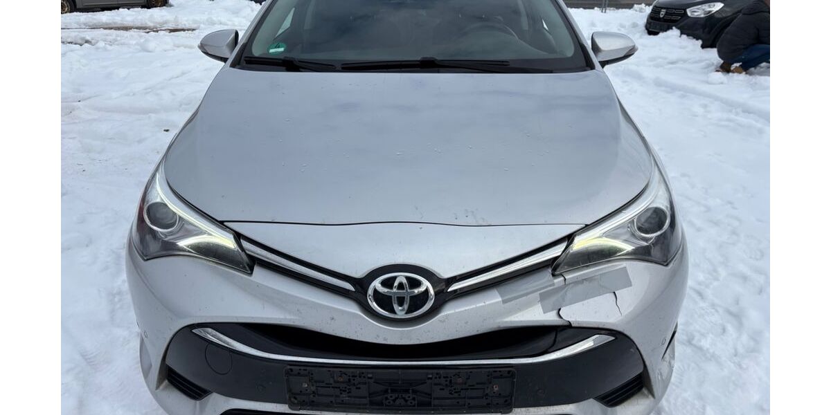 Toyota Avensis 203.000 km 9.900 &euro; Burgthann-Oberferrieden 90559