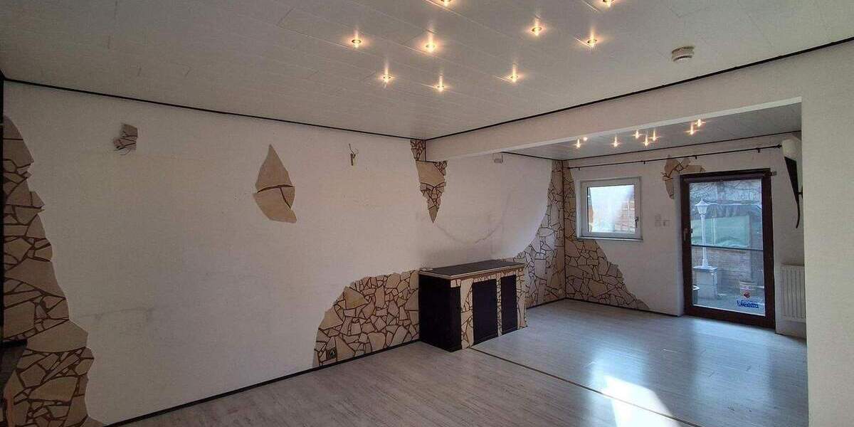 Einfamilienhaus Erlangen Stadtrandsiedlung - 3 Zimmer, 80 m&sup2;, 329.000&euro; | Angebot:25668873