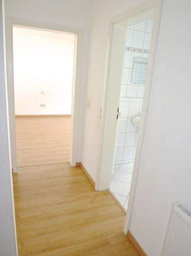 Etagenwohnung Nürnberg Eibach - 3 Zimmer, 98 m&sup2;, 1.300&euro; | Angebot:25695527