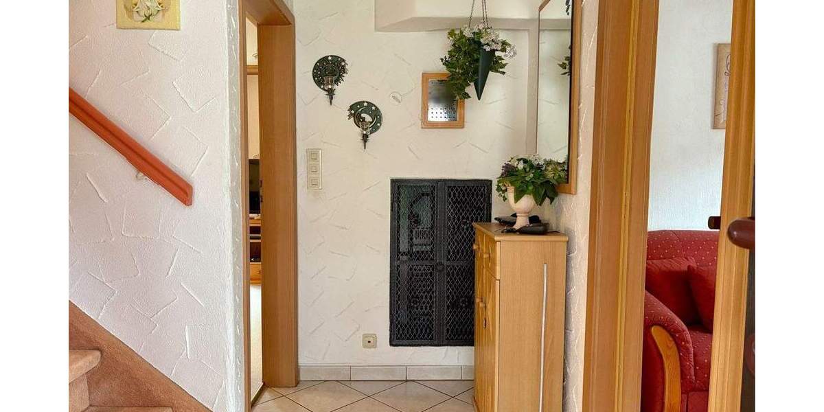 Doppelhaushälfte Erlangen Bruck - 4 Zimmer, 96 m&sup2;, 380.000&euro; | Angebot:25862876