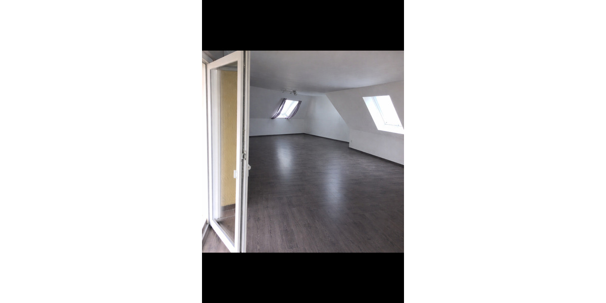 Etagenwohnung Forchheim - 4 Zimmer, 140 m&sup2;, 1.200&euro; | Angebot:25648924