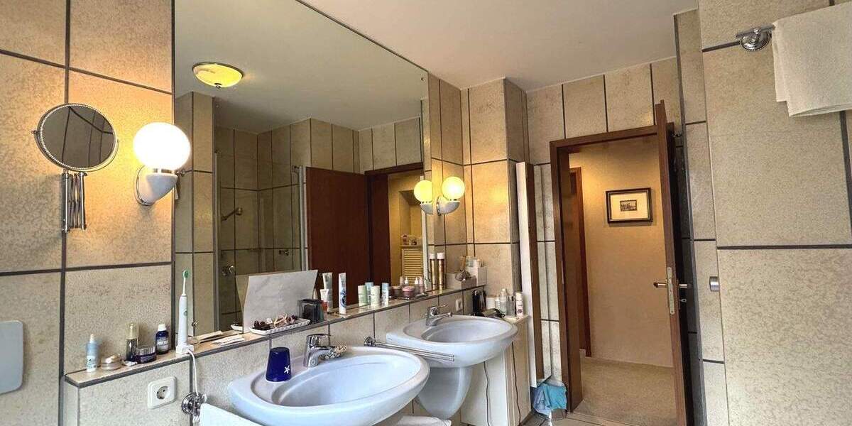 Bungalow Nürnberg Eibach - 3 Zimmer, 120 m&sup2;, 649.000&euro; | Angebot:25797926